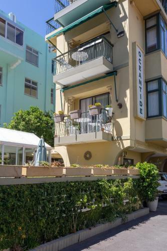 Cosy And Classy Sea Point Apartment