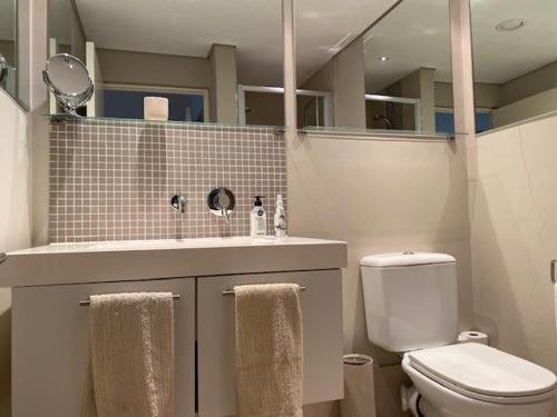 Design City Centre Apartment (2 Bedrooms)