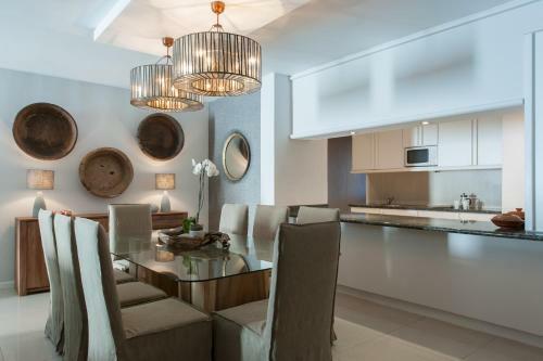 Dolphin Beach Luxury Apartment By Stadtgold