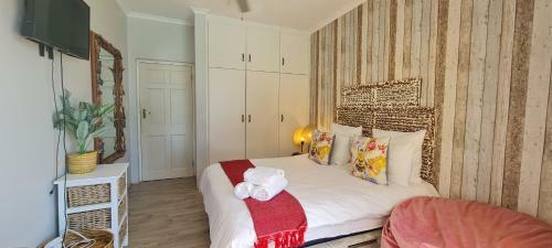 Bed & Breakfast African Vibes Camps Bay