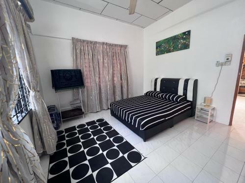 Double Kay Homestay Manjung (Swimming Pool)
