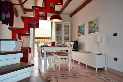 Apartamento La "casetta Rossa Del Borgo" Tropea