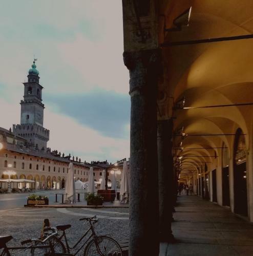 Hostal La Via Per Milano