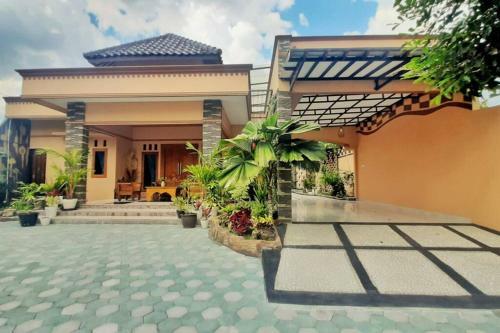 Ndalem Gendhis Villa