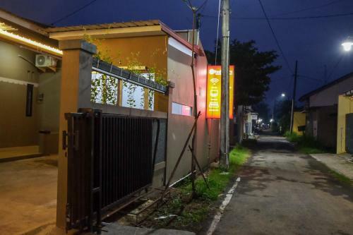 Hotel Reddoorz Syariah Near Exit Tol Pemalang Comal 2