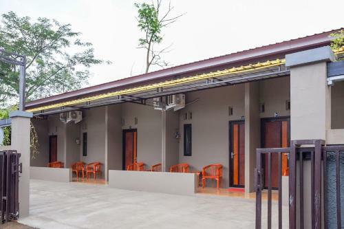 Hotel Reddoorz Syariah Near Exit Tol Pemalang Comal 2