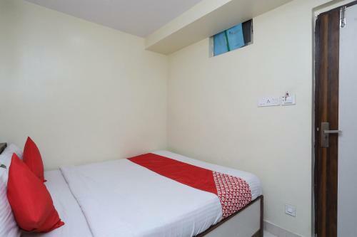 Hotel Oyo 24653 Novus Guest House