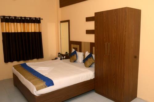 J. M. Villa Hotel