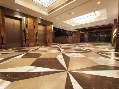 Hotel Ivory Grand