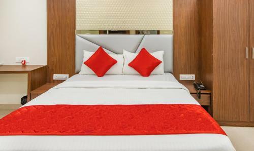 Hotel Hometown Near Us Embassy Bkc