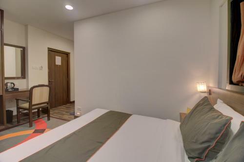 Collection O 247 Hotel Rosewood Arya Nagar