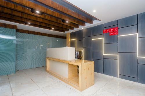 Hotel Capital O 30550 Riva International
