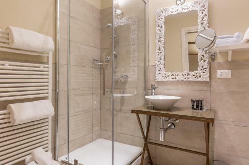 Hostal Residenza Bonifacio - Adults Only
