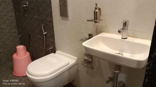 Hotel Shine Hospitality Empire