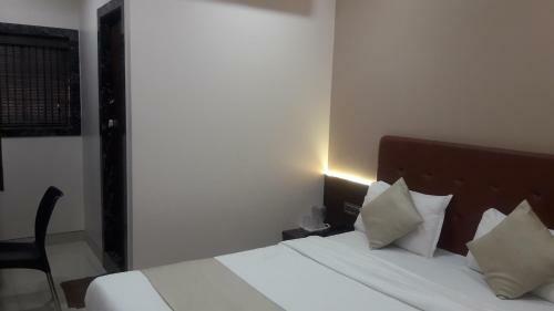 Hotel Shine Hospitality Empire