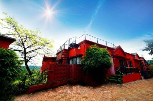 Royal Palms Private Pool Villa - Mumbai