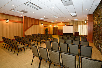 Hotel Quality Inn And Suites