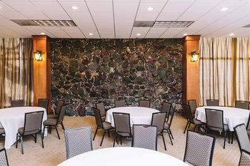 Hotel Quality Inn And Suites