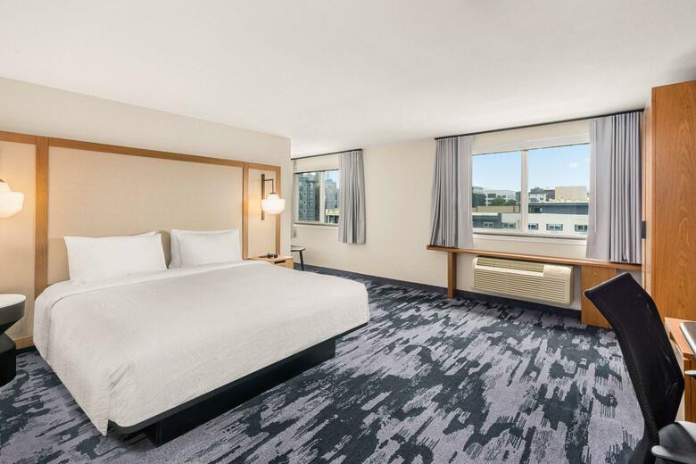 Hotel Holiday Inn Express City Cente
