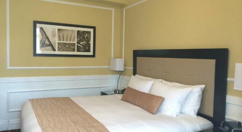 The Pickwick Hotel