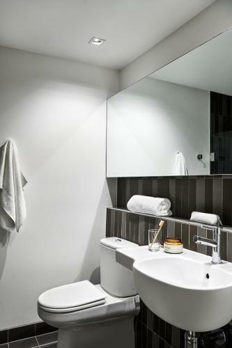 Aparthotel Dandenong Central Apartments