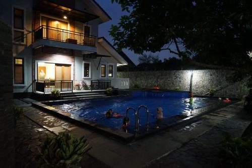 Pesona Air - Villa And Private Pool