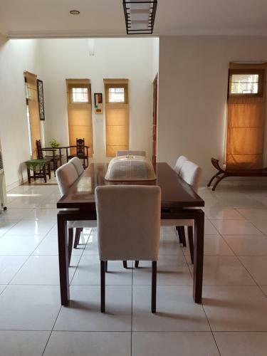 Pesona Air - Villa And Private Pool