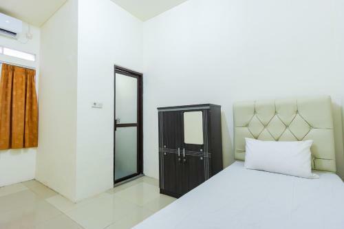Hotel Oyo Life 2866 Kost Syahira