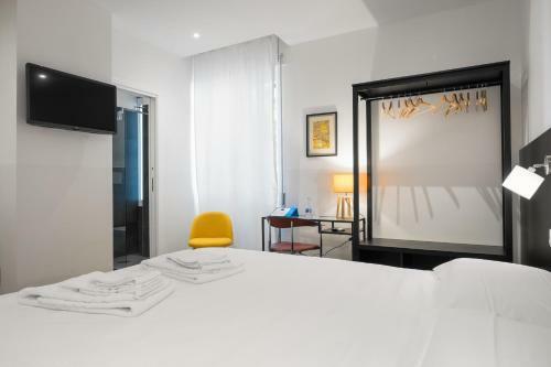 Hostal Parcosantateresa Suites