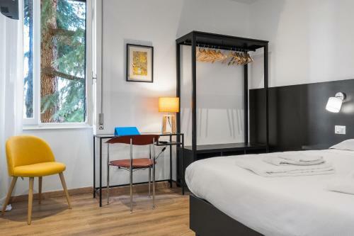Hostal Parcosantateresa Suites