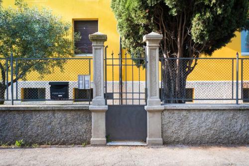 Hostal Parcosantateresa Suites