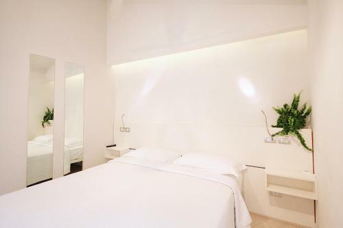 Le Nuove Cadreghe Apartments