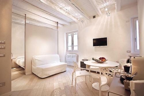 Le Nuove Cadreghe Apartments