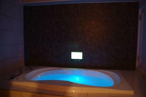 Hotel Mint ( Adult Only)