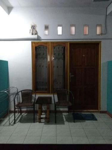 Hostal Dasi Guesthouse