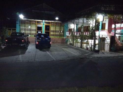 Hostal Dasi Guesthouse