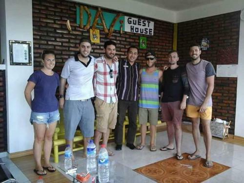 Hostal Dasi Guesthouse