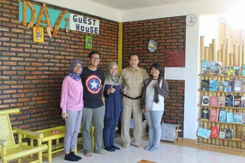 Hostal Dasi Guesthouse