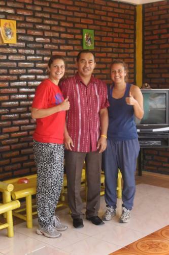 Hostal Dasi Guesthouse