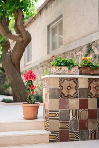 Hostal Santa Marta Rooms&studios