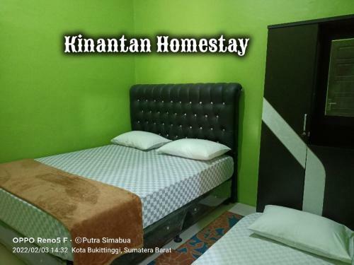 Hostal Kinantan Rumah Batu 3 Br