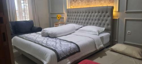 Al Isyania Creative Homestay