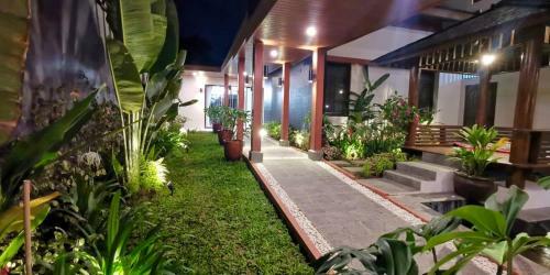 Extravaganza 5 Bedrooms Villa Vimala Hills