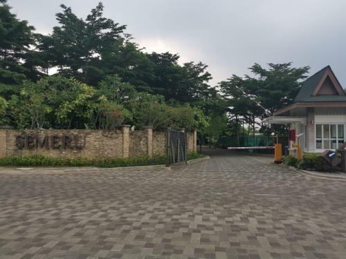 Vimala Hills Resort Cozy Villa Puncak Gadog Bogor