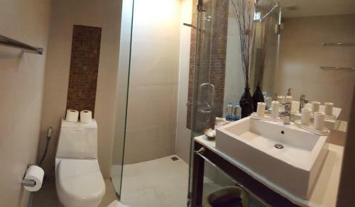 Karon Beach Apartment Sea View