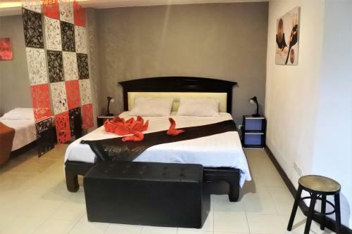 Hotel Hi Karon Beach Family Room