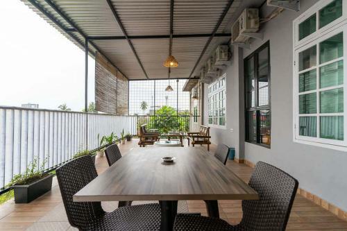 Sans Hotel Ta Ke Talang Banjar Jambi