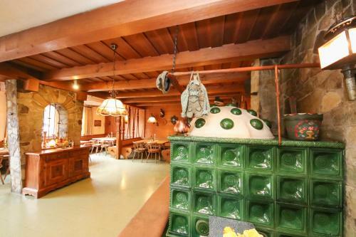 Hostal Gasthof St. Adolari