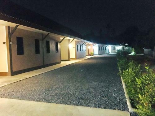 Hotel ????????? ??????? Promhathai Resort
