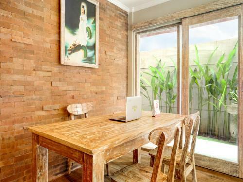 Hotel Oyo 90880 Jimbaran 5 Guesthouse